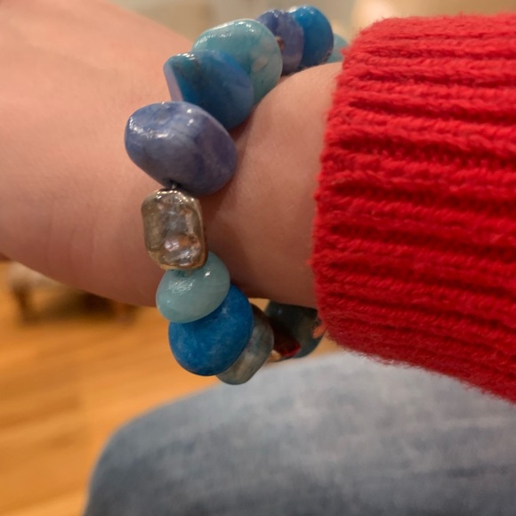 Blue and Silver Natual Stone Beaded Bracelet - Picture 3 of 5